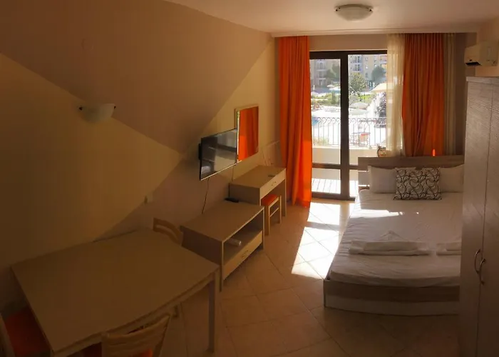 Royal Sun - Sunny Cove *